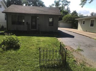 31 Berkley Ave, Joliet, IL 60433