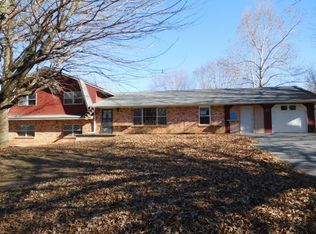 2601 S J St, Rogers, AR 72758