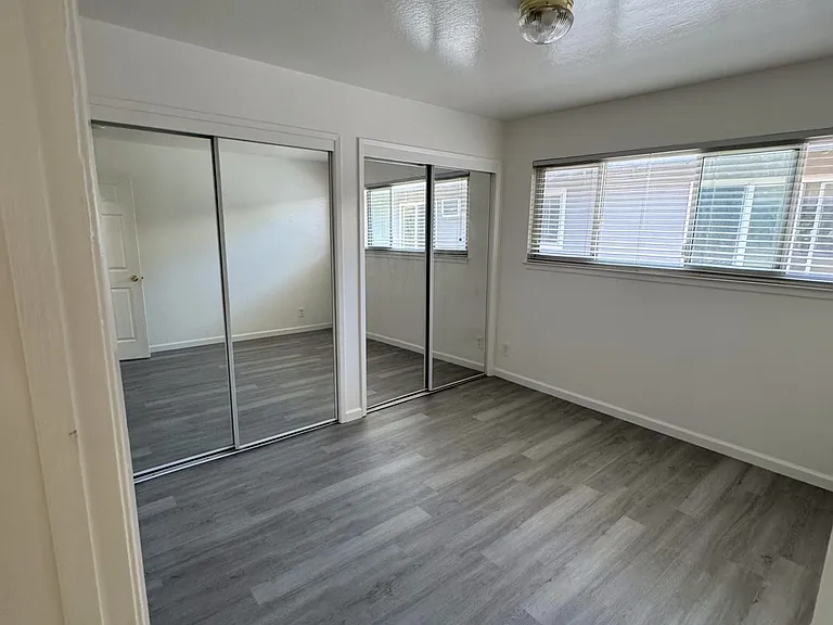 701 9th Ave — Photo 3