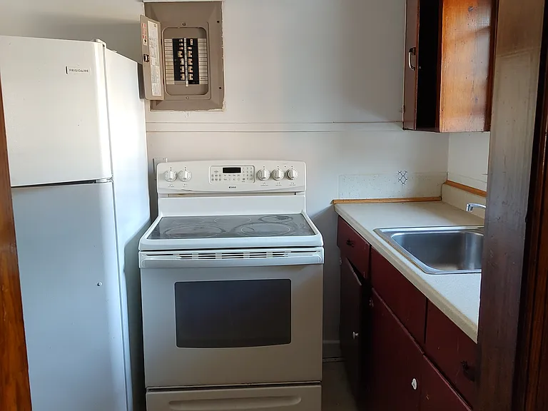 115 Garden Ln #2 — Photo 8