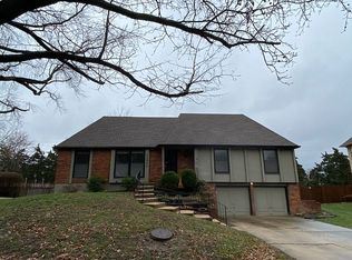 11911 Overbrook Rd, Leawood, KS 66209