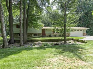 3788 E Kens Ln, Midland, MI 48642