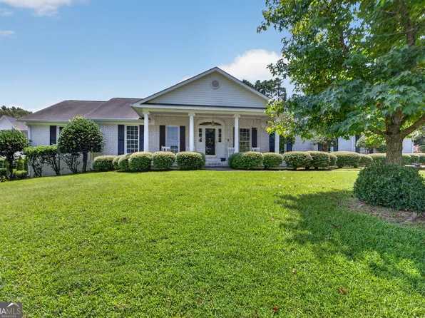 6 Greenbriar Ln SE, Rome, GA 30161