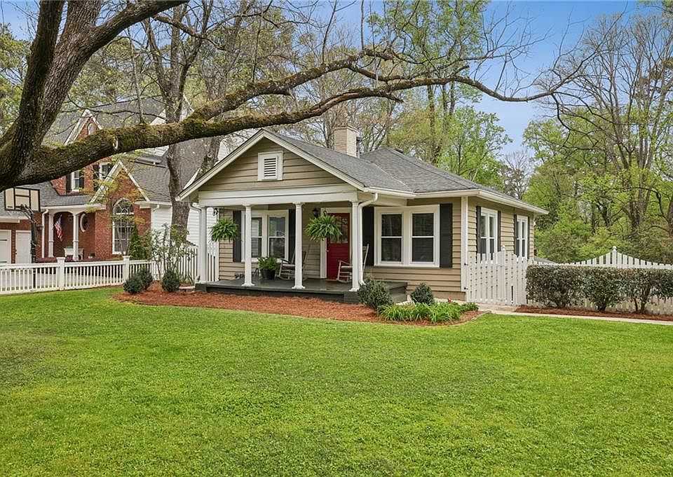 1st image of 2117 Howell Mill Rd NW