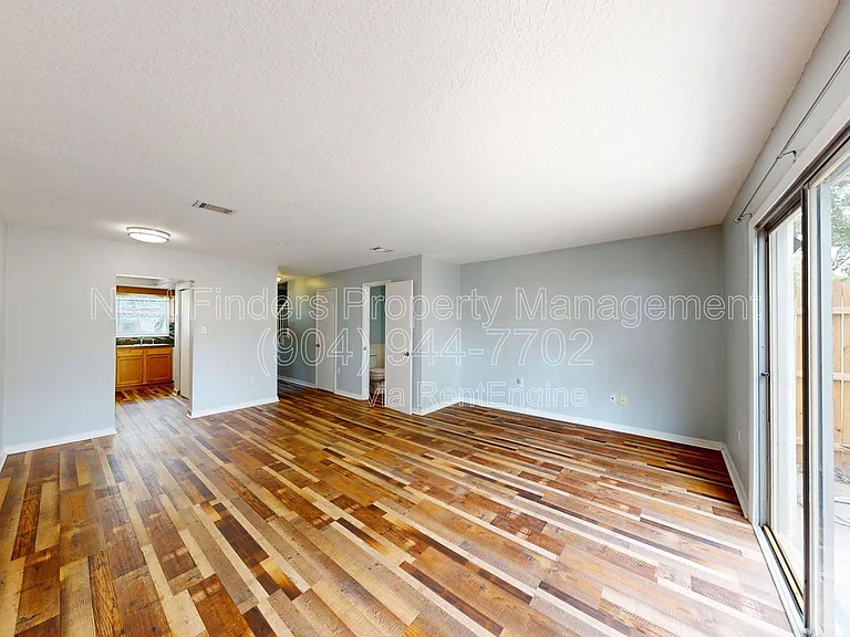 11406 Bedford Oaks Dr — Photo 11