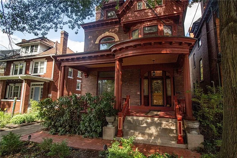1545 Shady Ave photo 1
