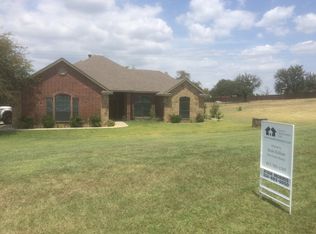 104 Star Point Ln, Weatherford, TX 76088