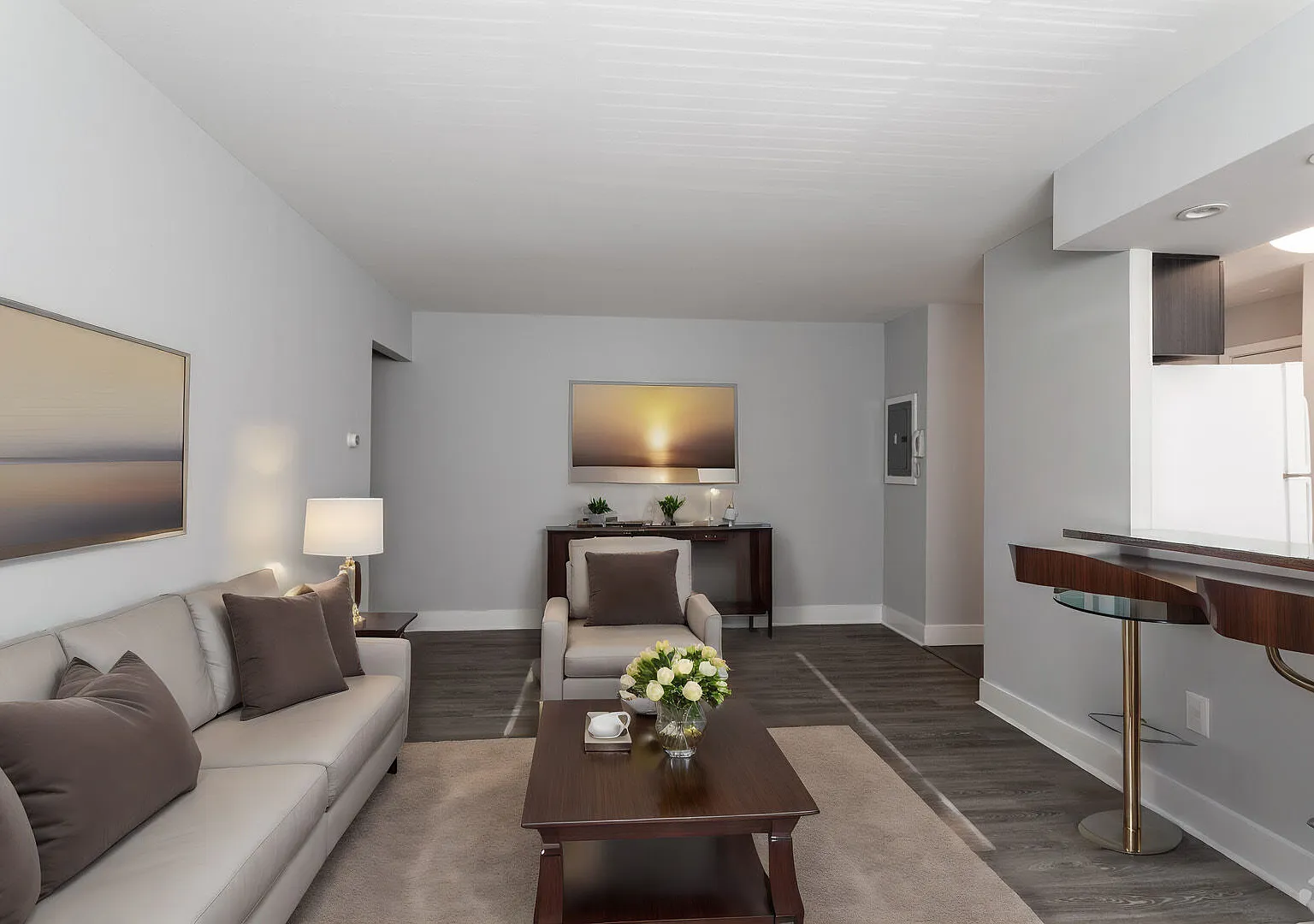 Ridge Court Apartments — Photo 4
