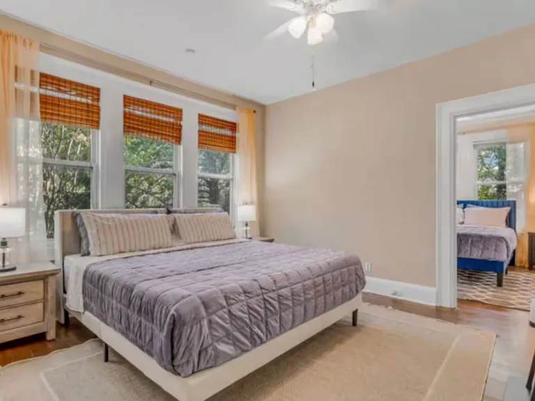 4303 Vandelia St — Photo 20