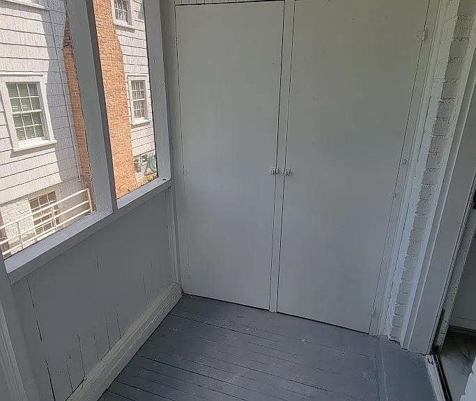 2100 Saint Marys St — Photo 9