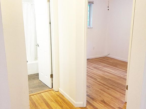 Hall to Beds & Bath