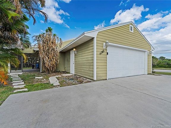 5th image of 6285 SE Highland Ave