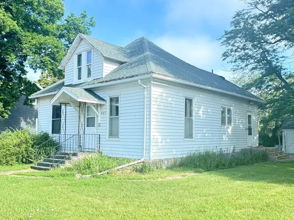 540 E Vermont Ave, Salem, SD 57058