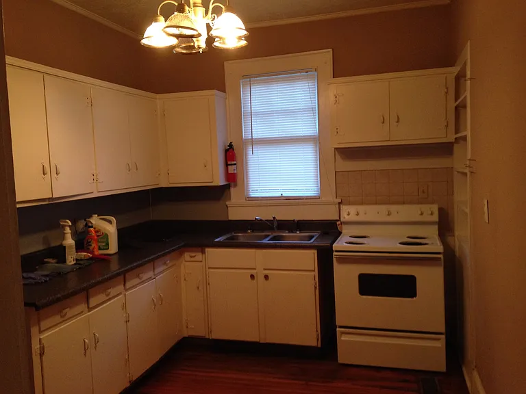 2960 Pierpont Ave — Photo 7