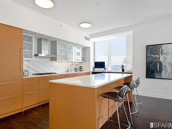 3rd image of 301 Mission St APT 42