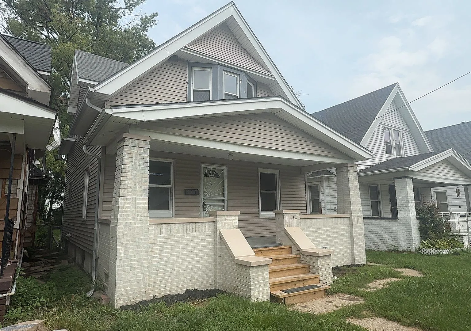 Charming 3-Bedroom Home in Peaceful West Toledo — Photo 1