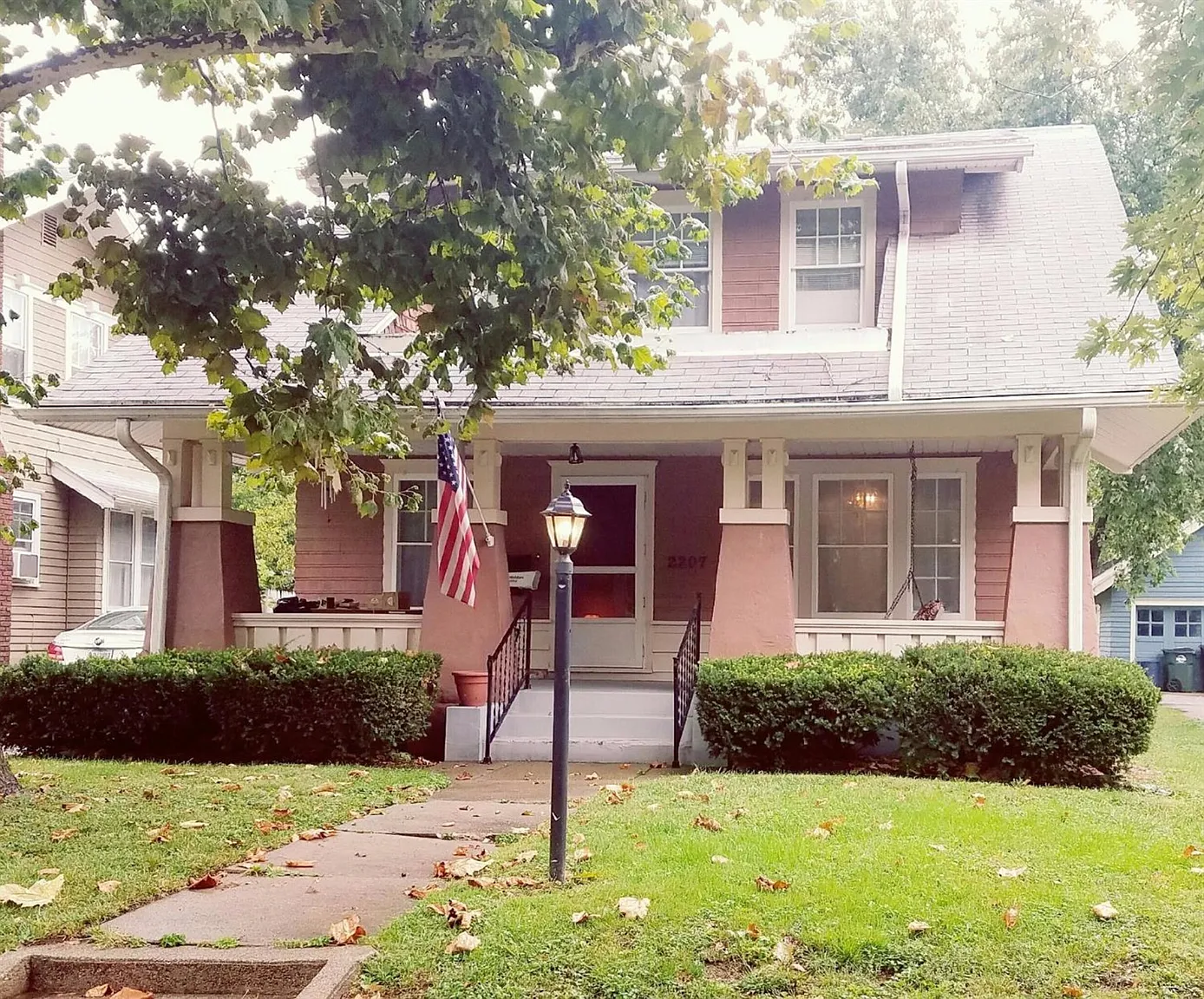 2207 Arlington Ave photo 1