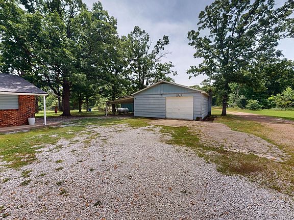 2nd image of 2863 Gum Road