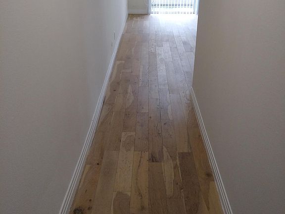 2nd image of 430 S Saint Andrews Pl #111