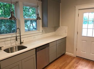 28 Mount Ave FLOOR 1, Providence, RI 02906