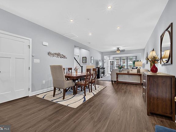 2nd image of 5307 Crape Myrtle Dr