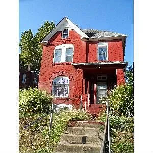 4742 Greer Ave photo 1