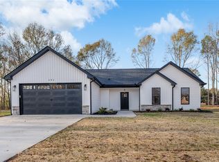 191 Sullivan Dr, Anderson, SC 29626
