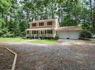 854 Lovers Ln, Mathews, VA 23109