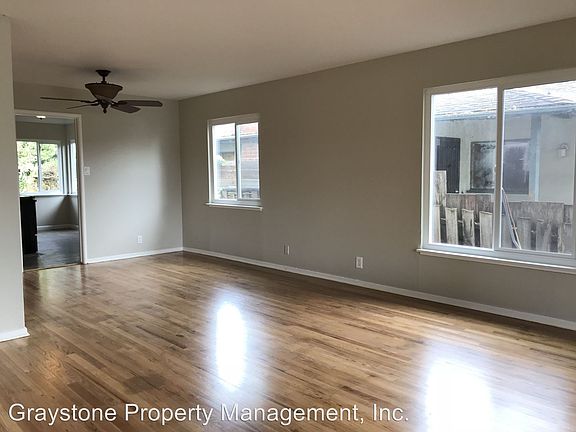 3rd image of 1421 Meridian Ave