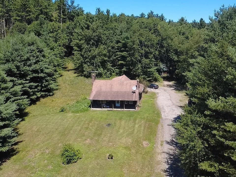 1st image of 1352 Ashfield Rd