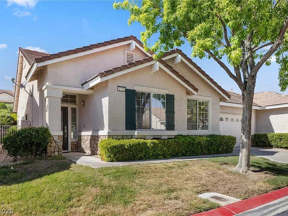 1725 Pacific Breeze Dr