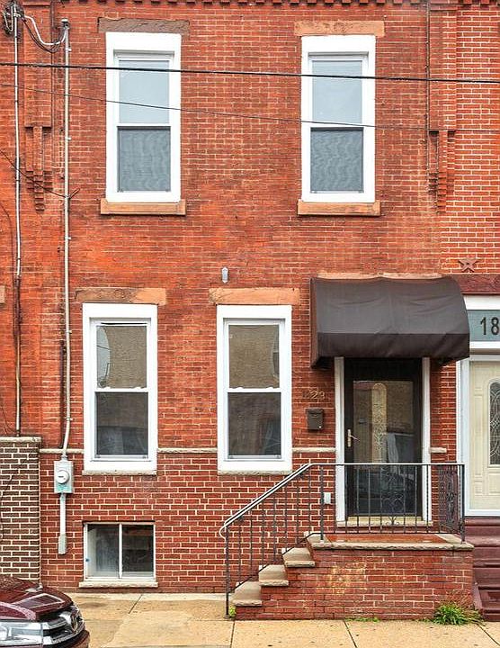 1st image of 1823 Morris St