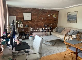 104 Saint Botolph St APT 2L, Boston, MA 02115
