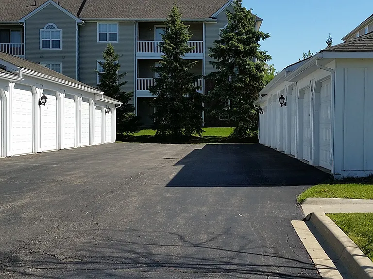 2652 S Knightsbridge Cir — Photo 24