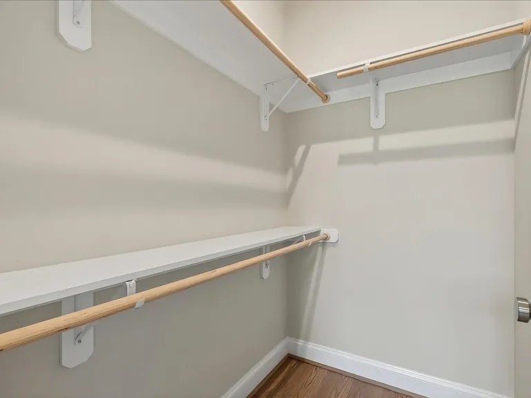 150 Carolina St — Photo 15