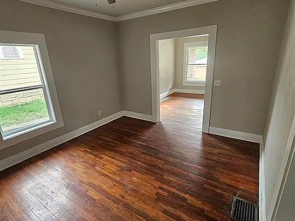 5th image of 6405 Peery Ave