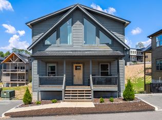 510 Warbonnet Way, Pigeon Forge, TN 37863