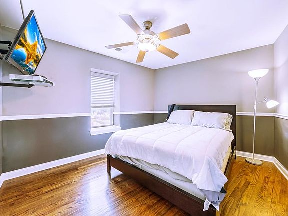 5th image of 8865 Burlington Ave #3F