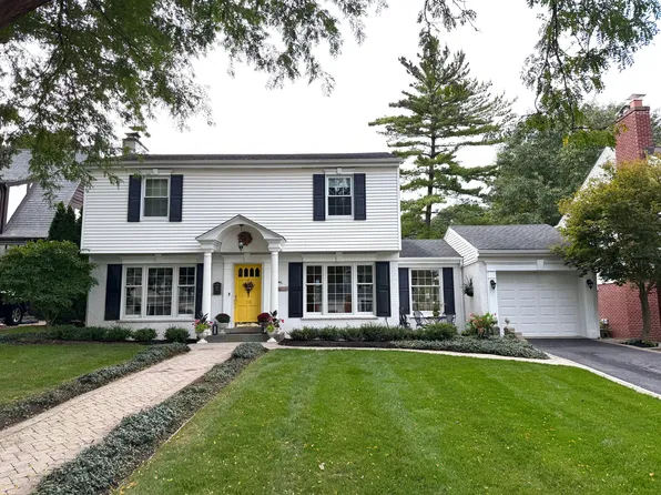 116 S Wilshire Ln, Arlington Heights, IL 60004