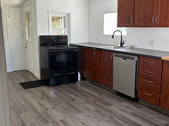 5th image of 67 Murray St