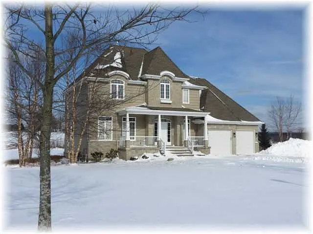 2012 Creekside Dr photo 1