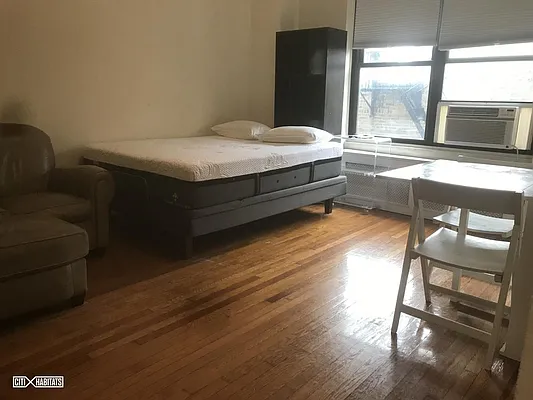 Rented by Citi Habitats | media 10