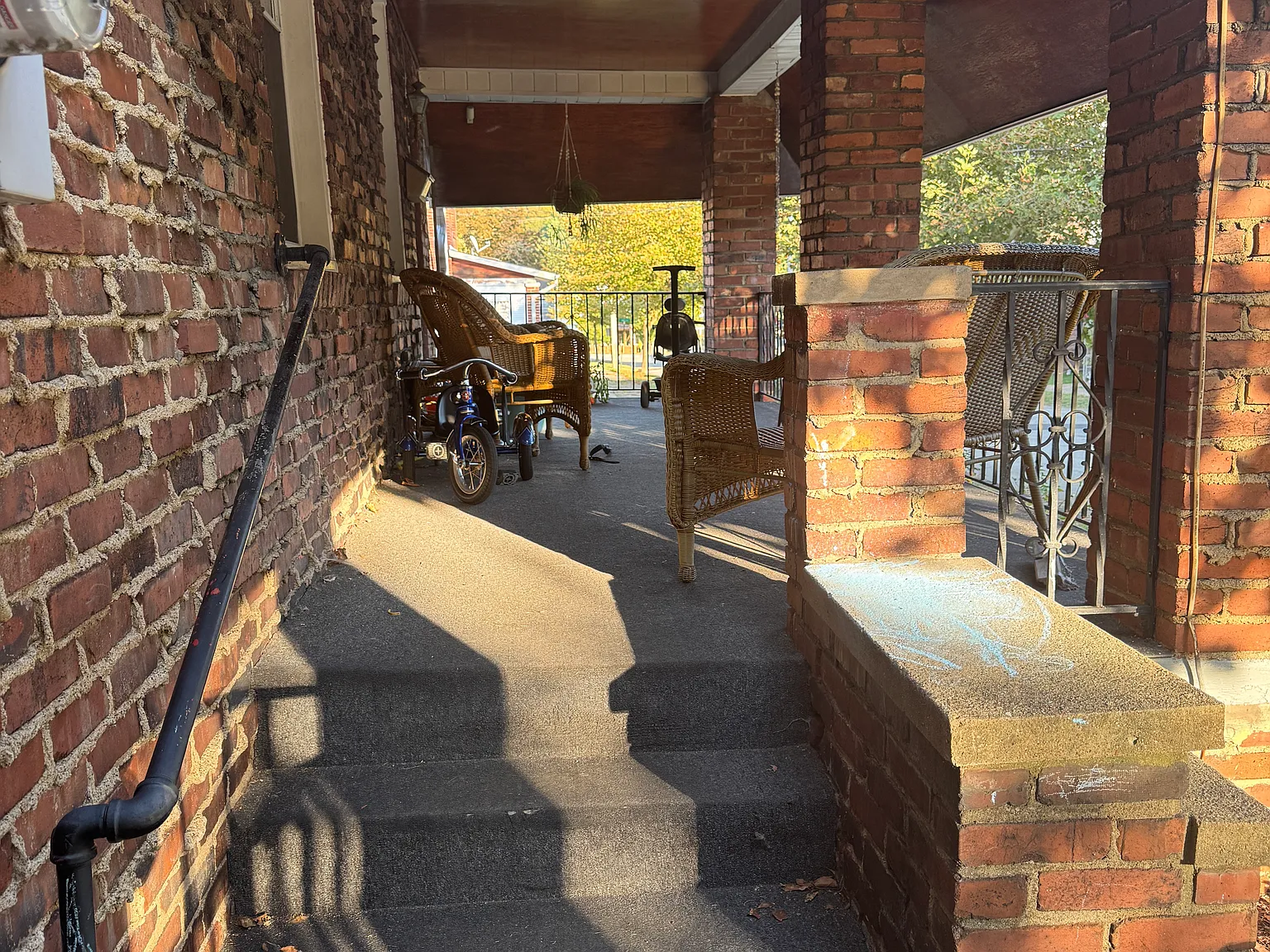 4 bed, 1450 sqft, $1,500 — Photo 2