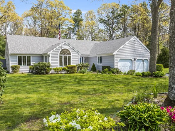 44 Willow Field Drive, North Falmouth, MA 02556