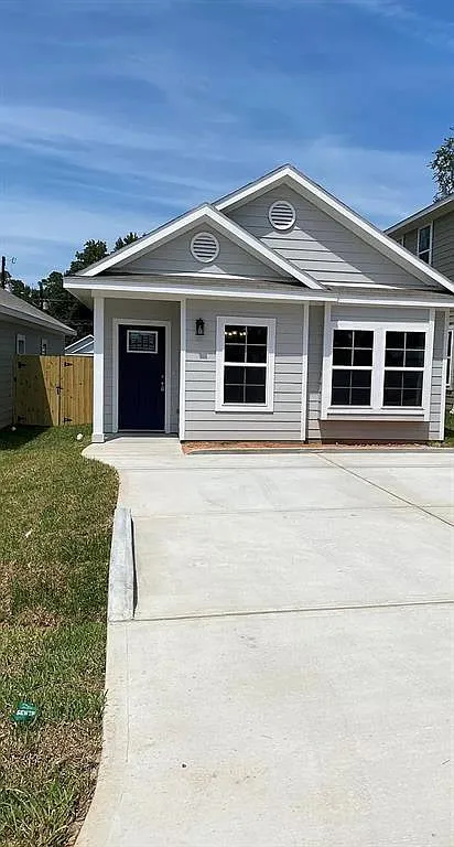3 bed, 2.0 bath, 1115 sqft, $1,465 — Photo 4