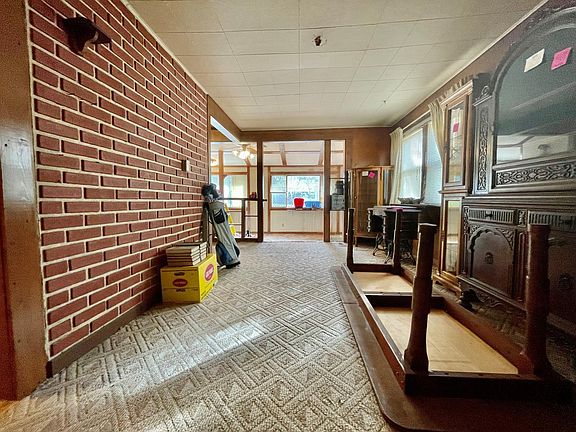 2nd image of 518 Pershing Blvd