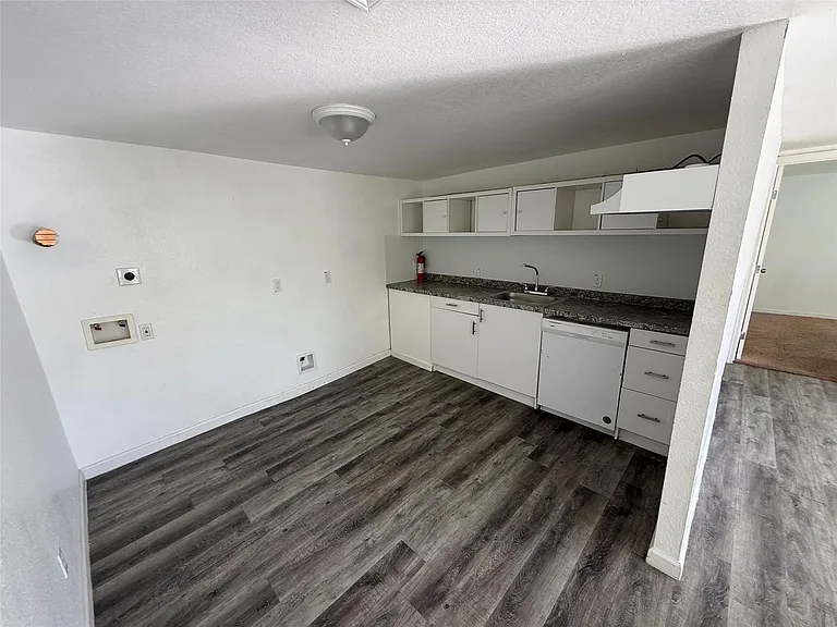 6901 Dumble St #6 — Photo 6
