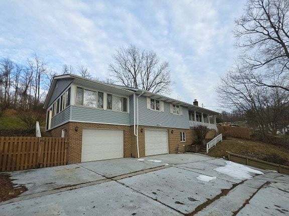 3rd image of 1771 Gill Hall Rd