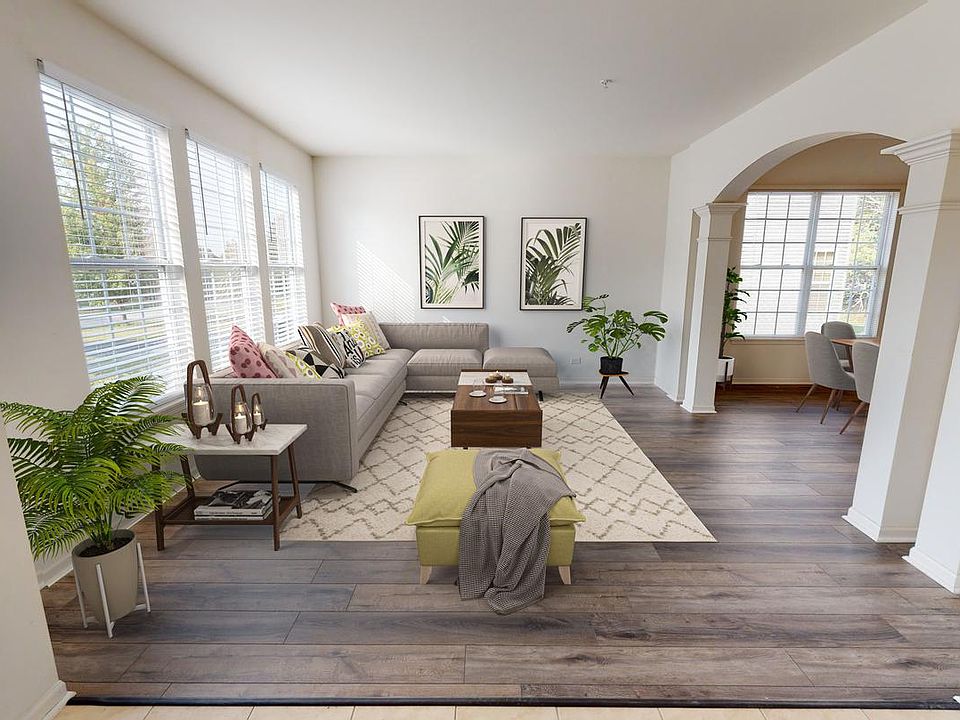 Furnished common areas! (Actual furniture will vary)