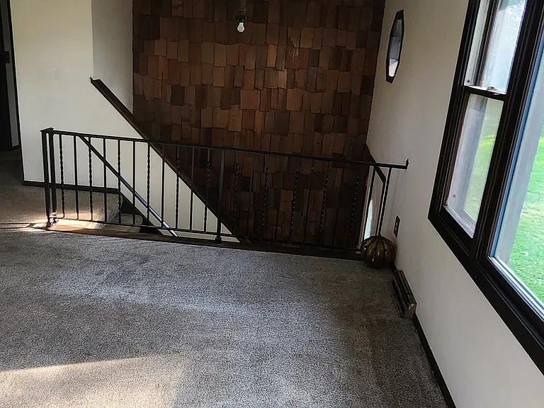 701 Railroad Ave SE — Photo 10